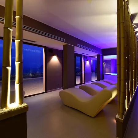 Parco Degli Aromi & Hotel 4*