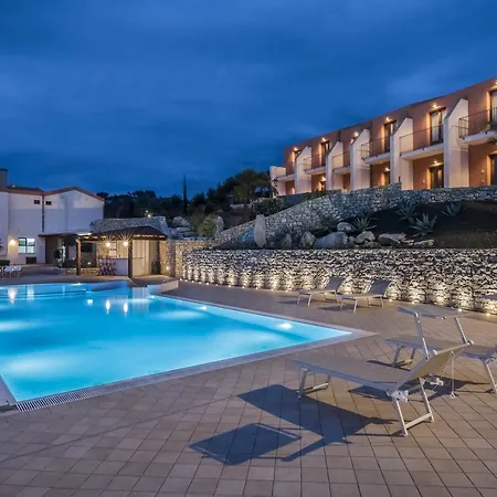 Parco Degli Aromi & 4*