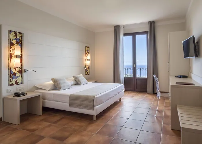 Parco Degli Aromi & 酒店