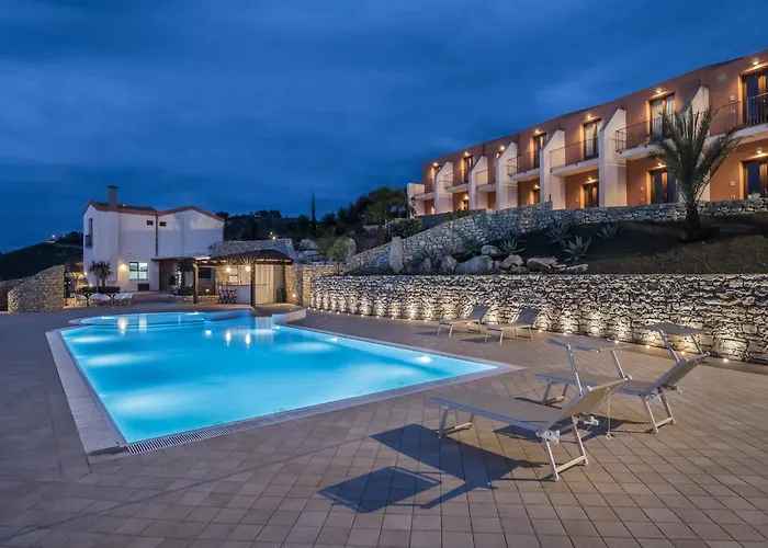 Parco Degli Aromi & 4*